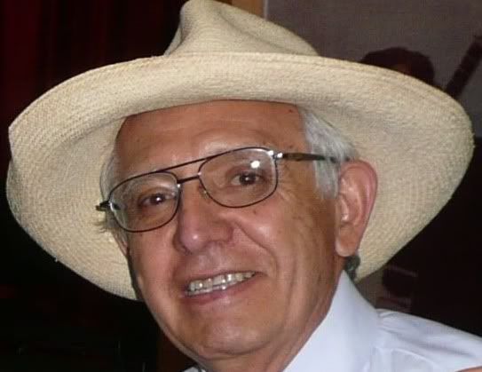 ”Dr. Vicente Riofrio”