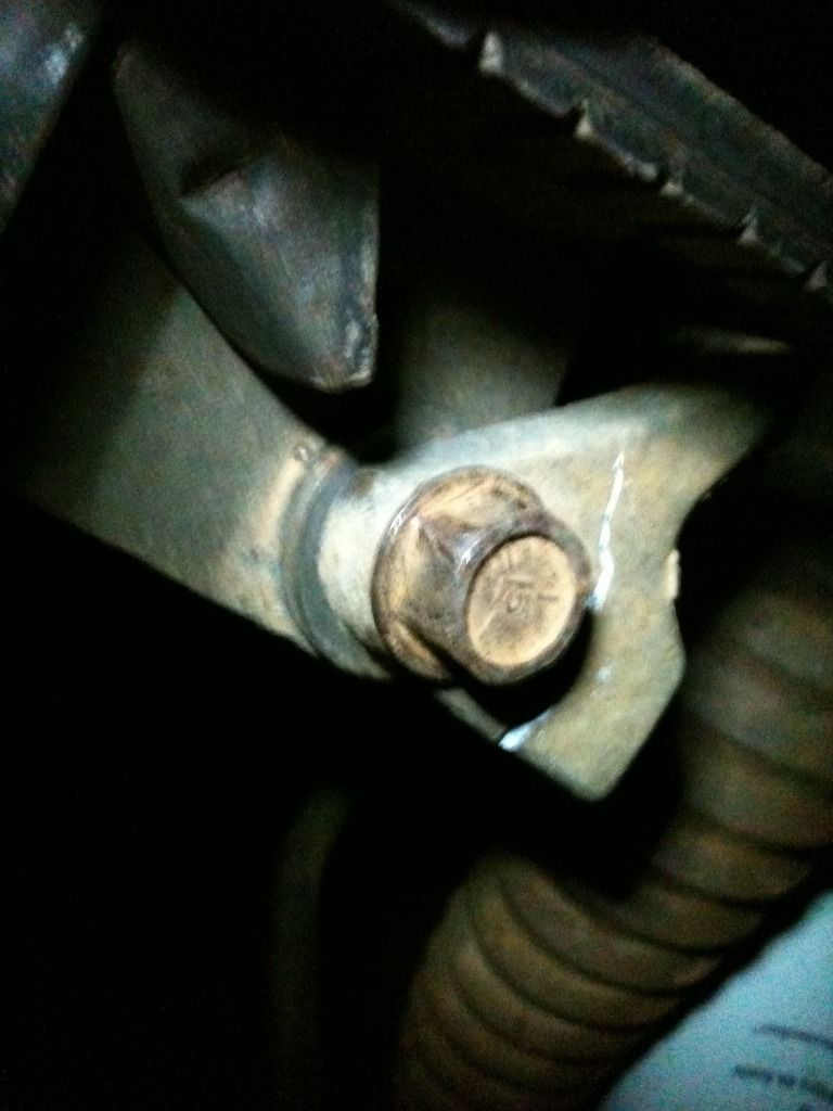 Broken Alternator Bracket ECJ5