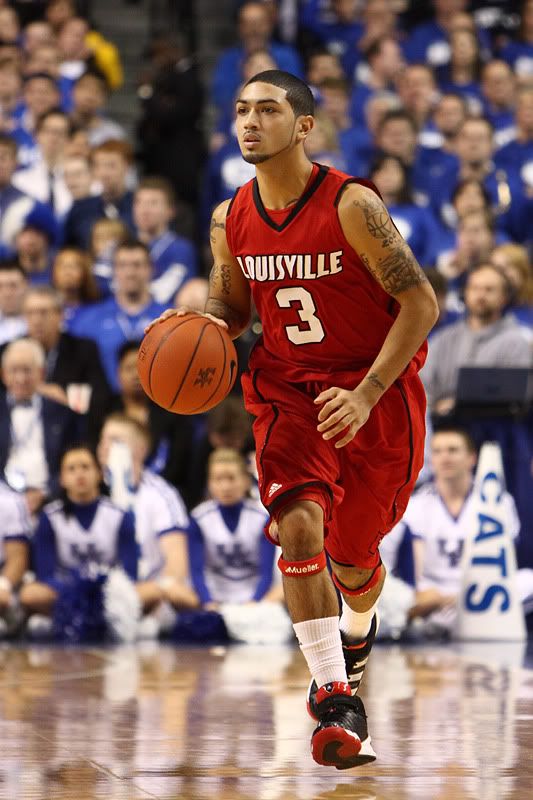 IMAGE: http://i602.photobucket.com/albums/tt108/samhunterphoto/Mens%20BBall%20UK/IMG_1890.jpg