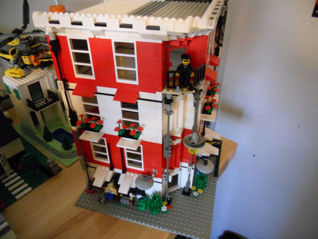 Legobuilding002.jpg