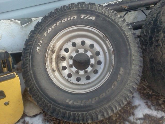 8bolt 16.5 rim w/33x12.50x16.50